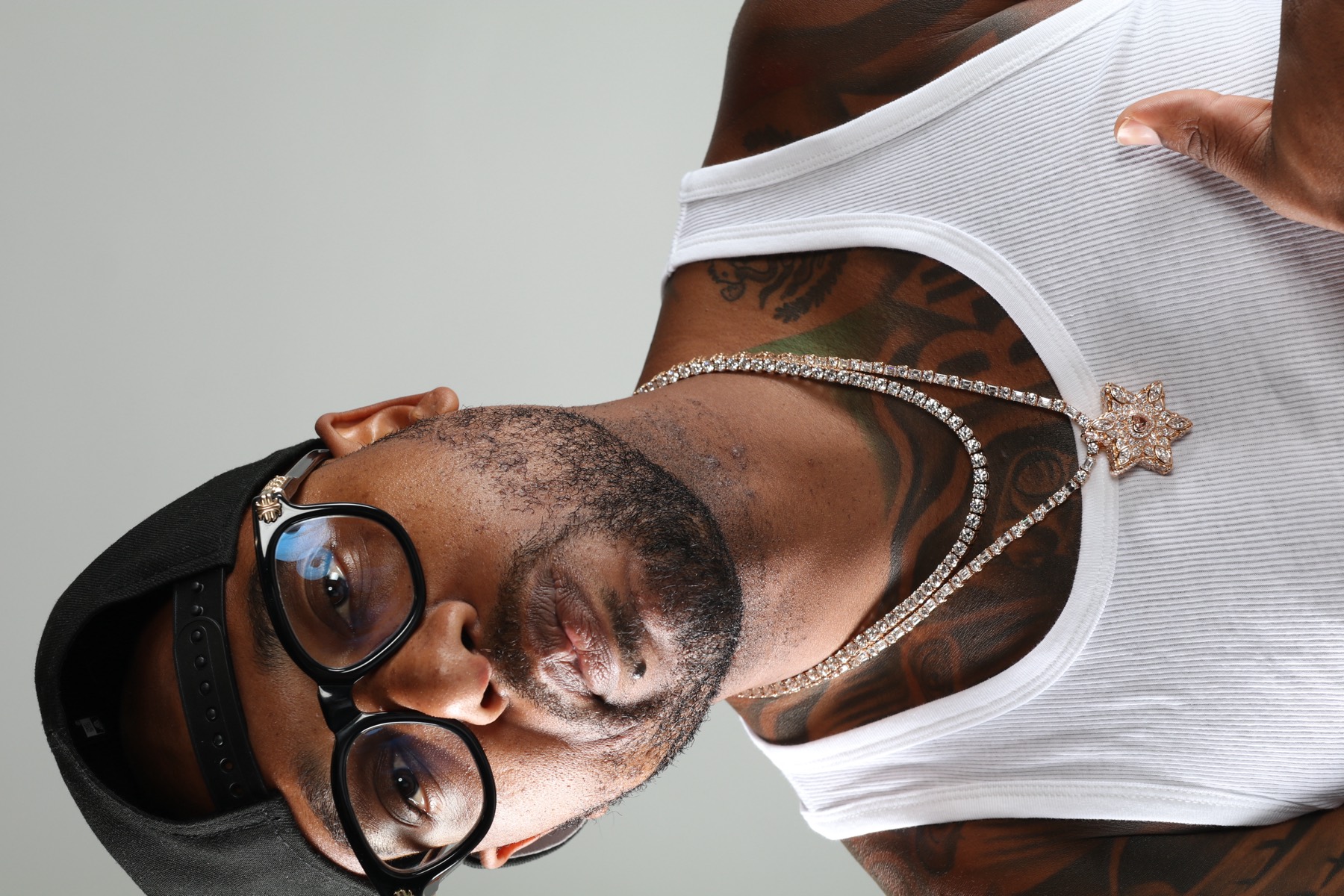 Lil Bru — 2026 studio portrait